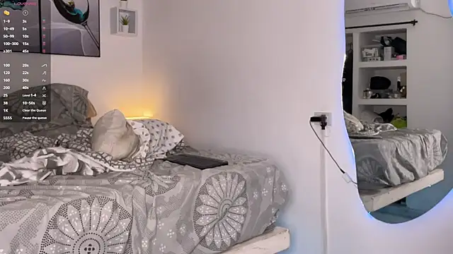 wendy alejo1712 online show from October 25, 10:49 pm