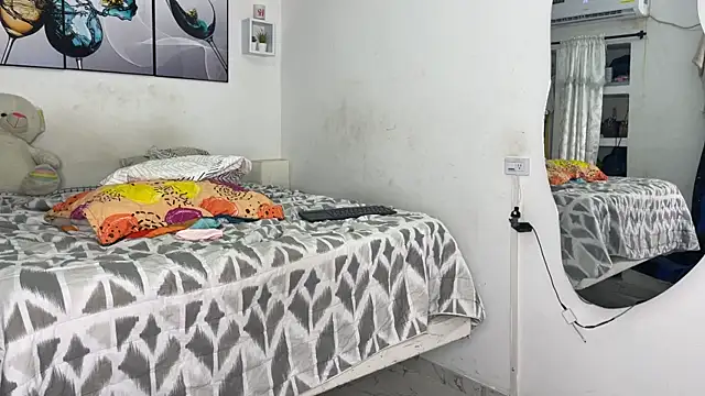 wendy alejo1712 online show from September 19, 1:48 am