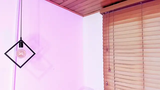 GENNESIS LOVE online show from December 17, 3:44 am