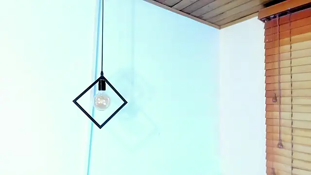 GENNESIS LOVE online show from November 16, 4:47 am