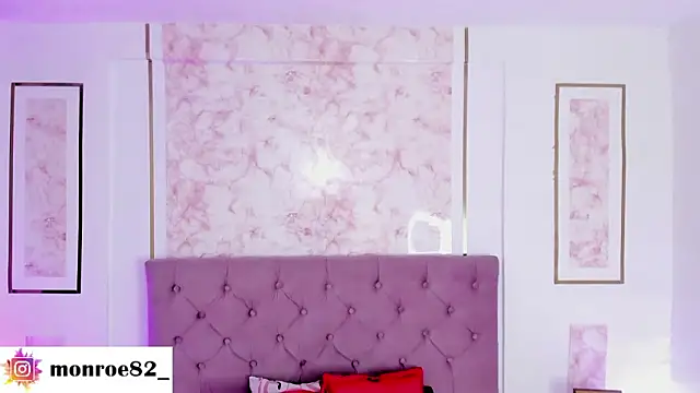 GENNESIS LOVE online show from February 1, 5:06 am