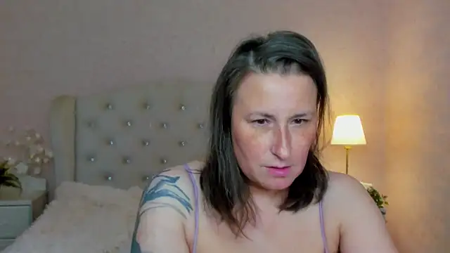 HotLiss online show from June 7, 8:54 am