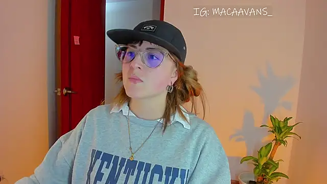 tekila   online show from February 12, 1:18 am