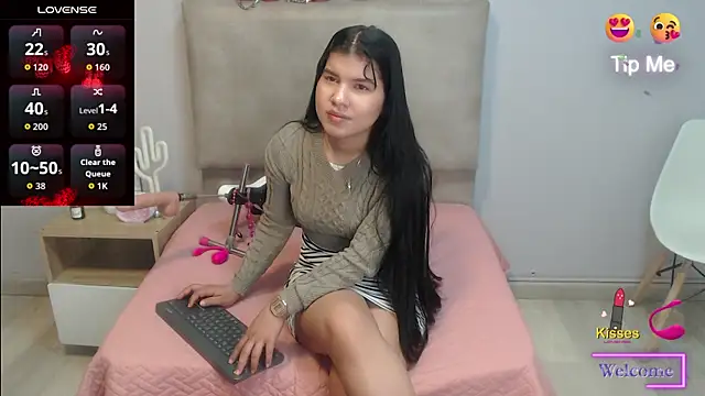 SophiaMeyerst online show from April 15, 1:11 pm