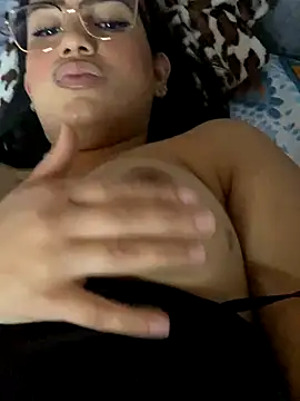 Cumming Tiffani online show from October 21, 3:05 pm