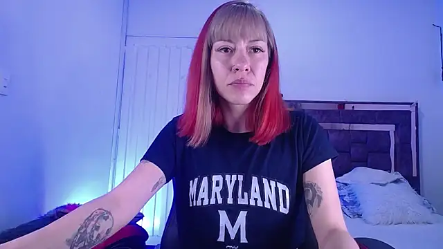 Snapshot of alejandrafitt chatting on September 10, 12:43 am alejandrafitt online show from September 10, 12:43 am