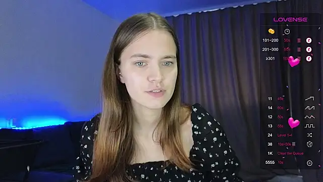 Snapshot of lina_haall chatting on September 27, 12:45 pm lina haall online show from September 27, 12:45 pm