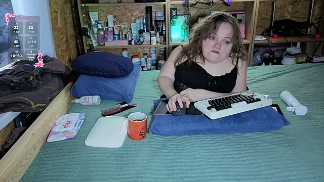 MiniNatalie online show from January 11, 9:03 am