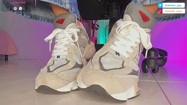 charlotte  grey online show from September 8, 7:57 pm