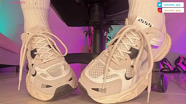 charlotte  grey online show from October 6, 8:02 pm