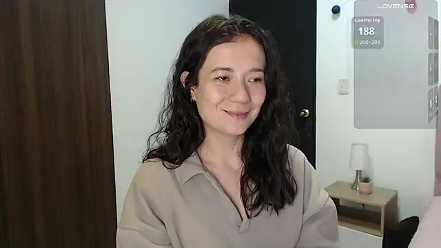 Snapshot of lanna_1878 chatting on September 12, 2:02 pm lanna 1878 online show from September 12, 2:02 pm