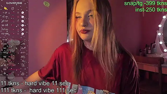 CarolineLovers online show from November 27, 9:28 pm