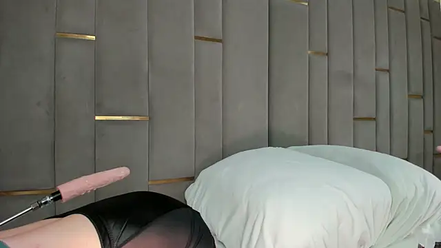 eva lim online show from March 6, 3:40 pm