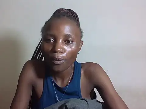 SexyNeedle22 online show from March 18, 6:35 pm