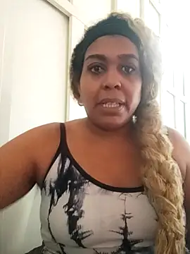 ELLA KELLY online show from December 20, 1:15 pm