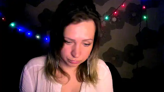 Snapshot of Queen_Daenerys chatting on October 11, 7:49 pm Queen Daenerys online show from October 11, 7:49 pm