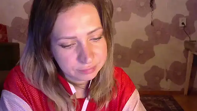 Snapshot of Queen_Daenerys chatting on September 10, 8:09 pm Queen Daenerys online show from September 10, 8:09 pm