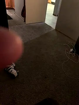 valleyoneofakind online show from October 15, 10:29 am