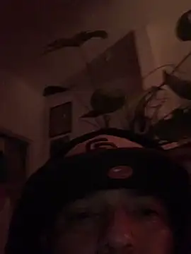 valleyoneofakind online show from November 28, 7:33 am