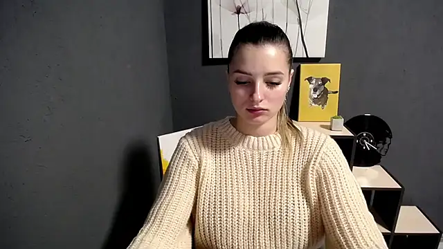 lady olivia  online show from October 28, 2:23 pm