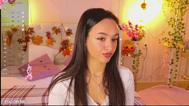 Lolly Neal online show from November 3, 5:00 am