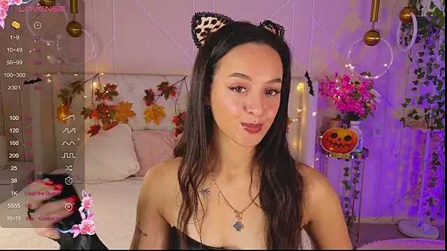 Lolly Neal online show from October 28, 5:02 am