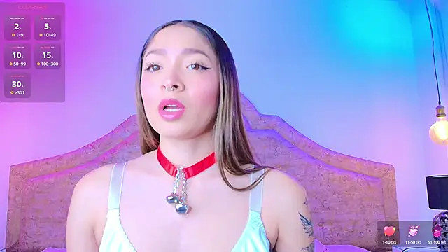 Snapshot of Victoria_Adams14 chatting on September 24, 4:00 am Victoria Adams14 online show from September 24, 4:00 am