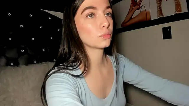 diana queen  online show from December 4, 10:10 pm