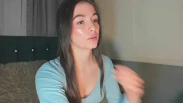 diana queen  online show from January 11, 10:15 pm