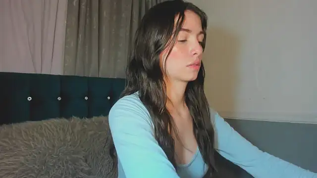 diana queen  online show from March 8, 9:40 pm