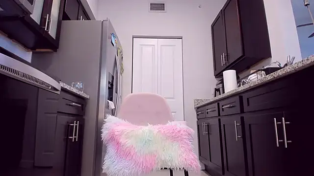 AngieDaniels1 online show from February 22, 1:56 pm