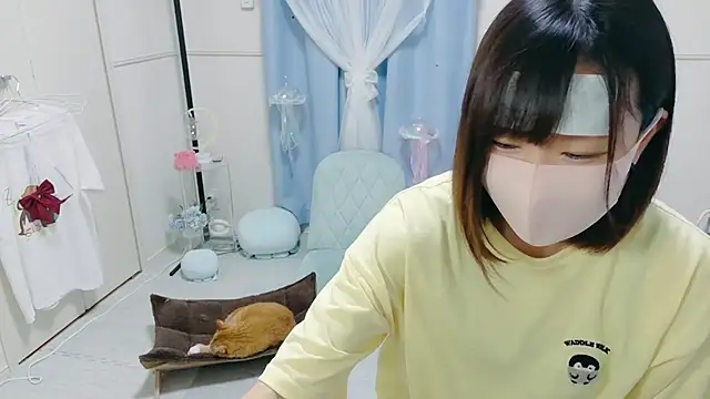 Snapshot of MEI--55 chatting on September 17, 9:07 am MEI--55 online show from September 17, 9:07 am
