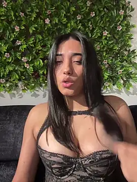 angellique 22 online show from November 8, 5:01 am