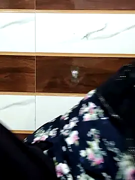 Snapshot of Indian-Nazia chatting on October 10, 6:29 am Indian-Nazia online show from October 10, 6:29 am