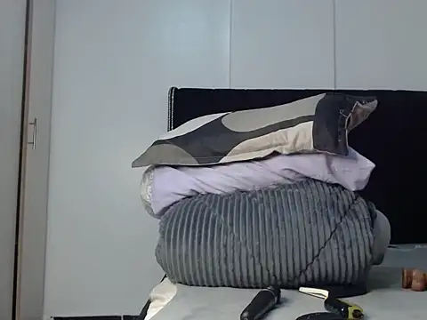 sexxyykittyy online show from April 1, 3:40 am