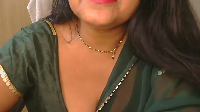 Snapshot of Cute_Ruhi99 chatting on October 1, 9:36 am Cute Ruhi99 online show from October 1, 9:36 am
