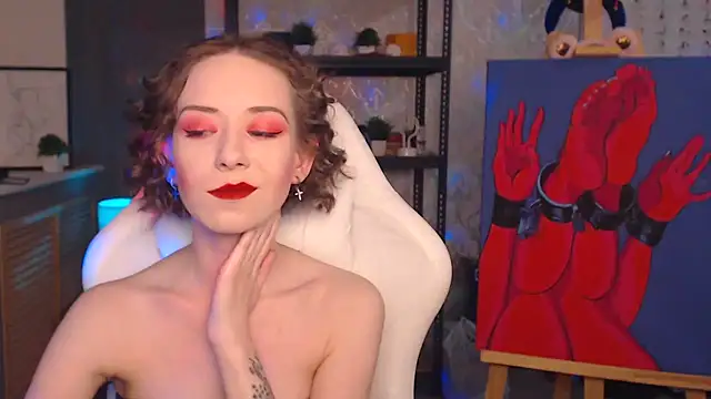 FascinatingEyess online show from February 11, 9:05 pm