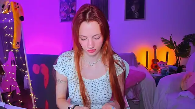Snapshot of Alyssa_Smitt chatting on September 15, 12:08 am Alyssa Smitt online show from September 15, 12:08 am
