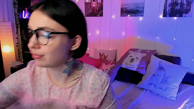 Magic Allie online show from October 2, 7:41 pm