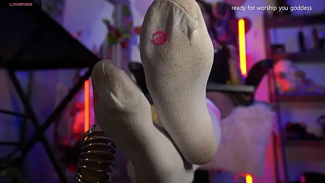 Littlegoddessx online show from February 9, 1:41 am