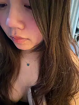 Hotellinh12 online show from April 8, 4:42 pm