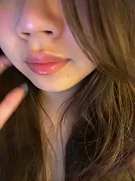 Hotellinh12 online show from March 26, 5:15 pm