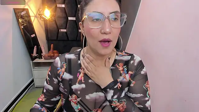 GiaFox  online show from October 9, 2:21 pm