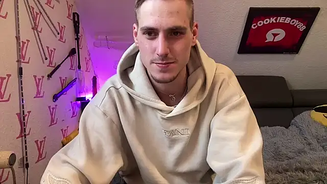 Cookieboy88 online show from April 9, 5:18 pm