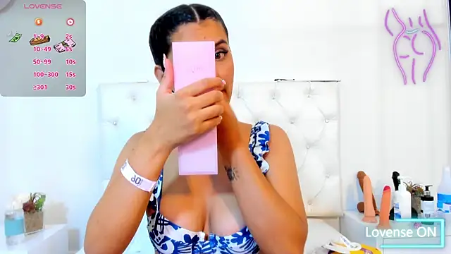 DulceColeman online show from November 1, 7:18 pm