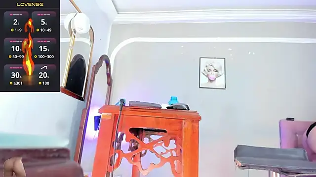 Jimena Grey online show from December 16, 7:03 am