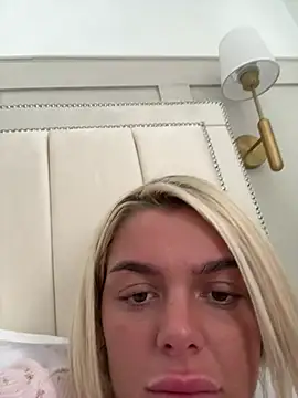 IrishPrincessBarbieX online show from March 27, 9:54 am