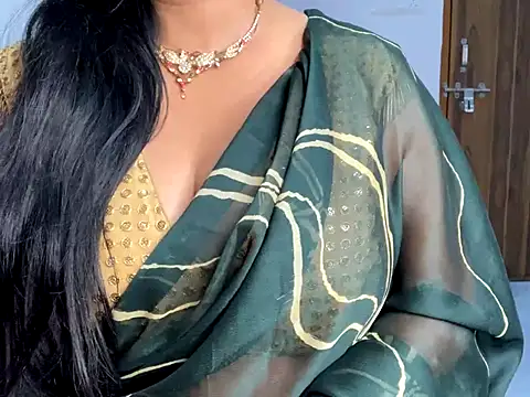 Aishwarya 101  online show from November 26, 7:26 pm