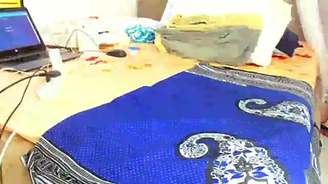 Natasha Spencer online show from February 6, 7:01 am