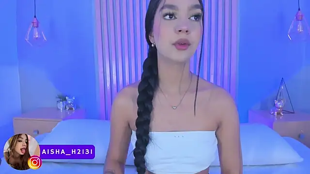 Snapshot of aisha_h_ chatting on October 2, 8:14 pm aisha h online show from October 2, 8:14 pm